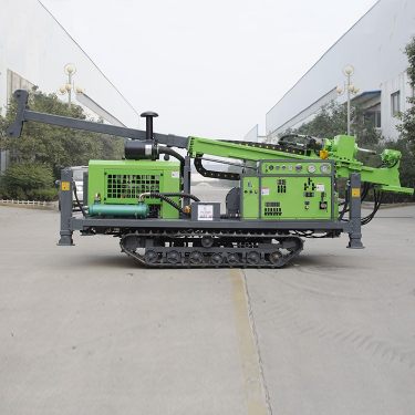 Farmland plow with 50 horsepower and 1.5-meter machine plow for easy operation