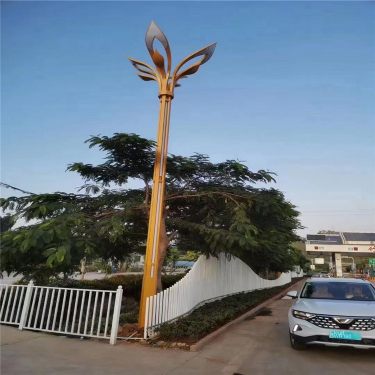 Benshuo Zhonghua Lantern Yulan Lantern Manufacturer Customized Drawing for Lighting of 10-12 Meter Eight Fork Nine Fire Square S