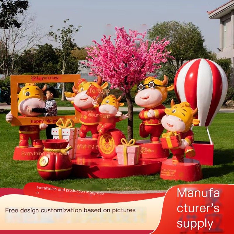 Customized production and production manufacturer of carved and painted fiberglass sculpture ornaments for free installation