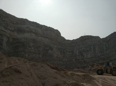 Longteng Xinda is used for slope protection of Goutou Stone Hand Plate, Mountain Skin, Soil, Wool Stone Cushion Road