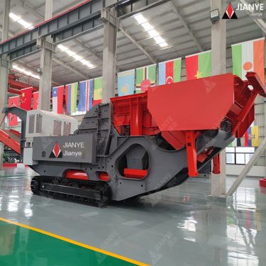 Large crawler mobile crusher, mining stone crushing and sand making integrated machine, mobile sand making machine