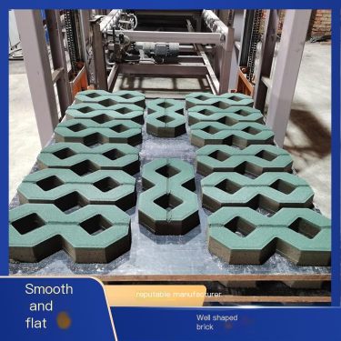 Parking lot concrete octagonal bricks in stock, quickly developed by Yuanhang Waterproof and Anti slip