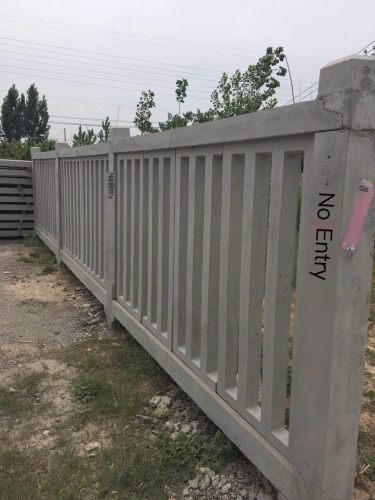 High speed railway cement fence mesh cement column railway guardrail reinforced concrete protective fence