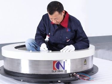 Seno Electronics' large-sized slip ring has a high protection level and can be customized for outdoor use according to needs