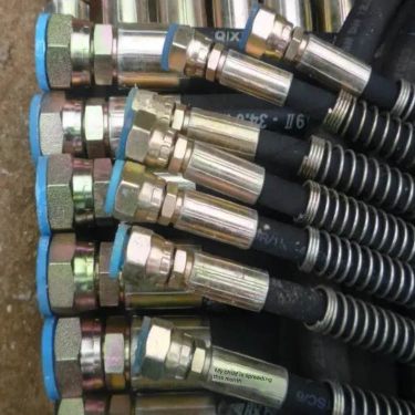 Production of Oil Pipe Assembly, Excavator, High Pressure Oil Wire and Rubber Tube Assembly for Oil Transportation