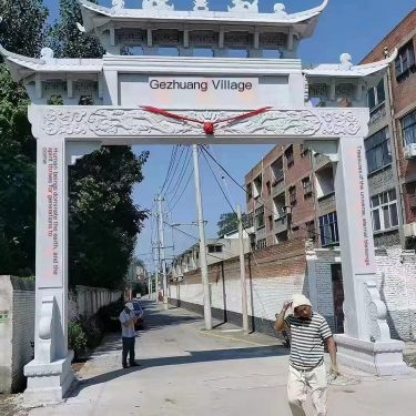 The Chinese style stone carving factory of stone gate tower and stone memorial archway has a variety of shapes. Lin Hong is suit