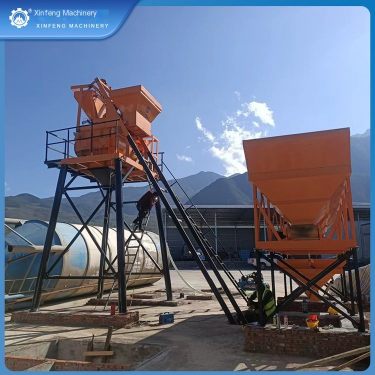 HZS35 model of lifting bucket feeding concrete mixing plant equipment for Xinfeng Construction Machinery